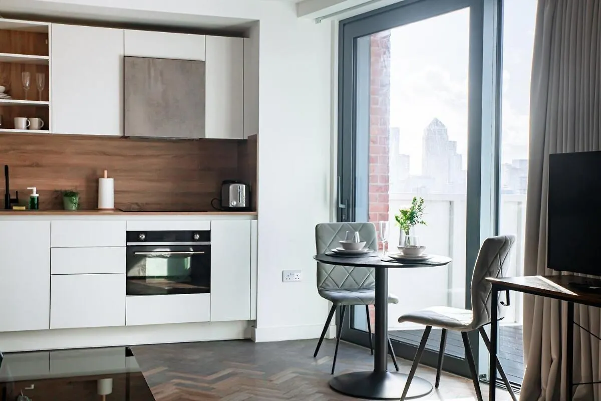 Cozy Apt Near Canary Wharf London 0*,  United Kingdom