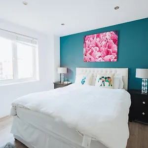 Appartement Beautiful Family For 6, Londen